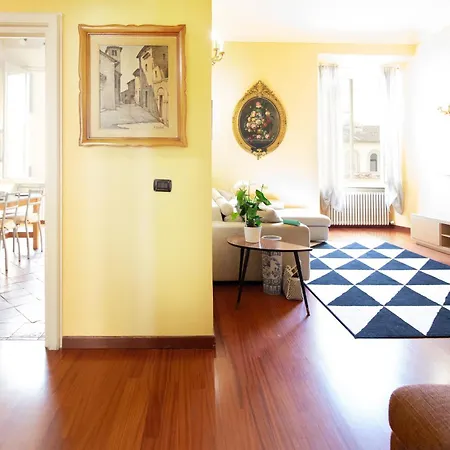 Apartment Residenza Cattedrale In Center Town Lucca